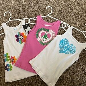 3 Flowers by Zoe tank tops 1 new with tag